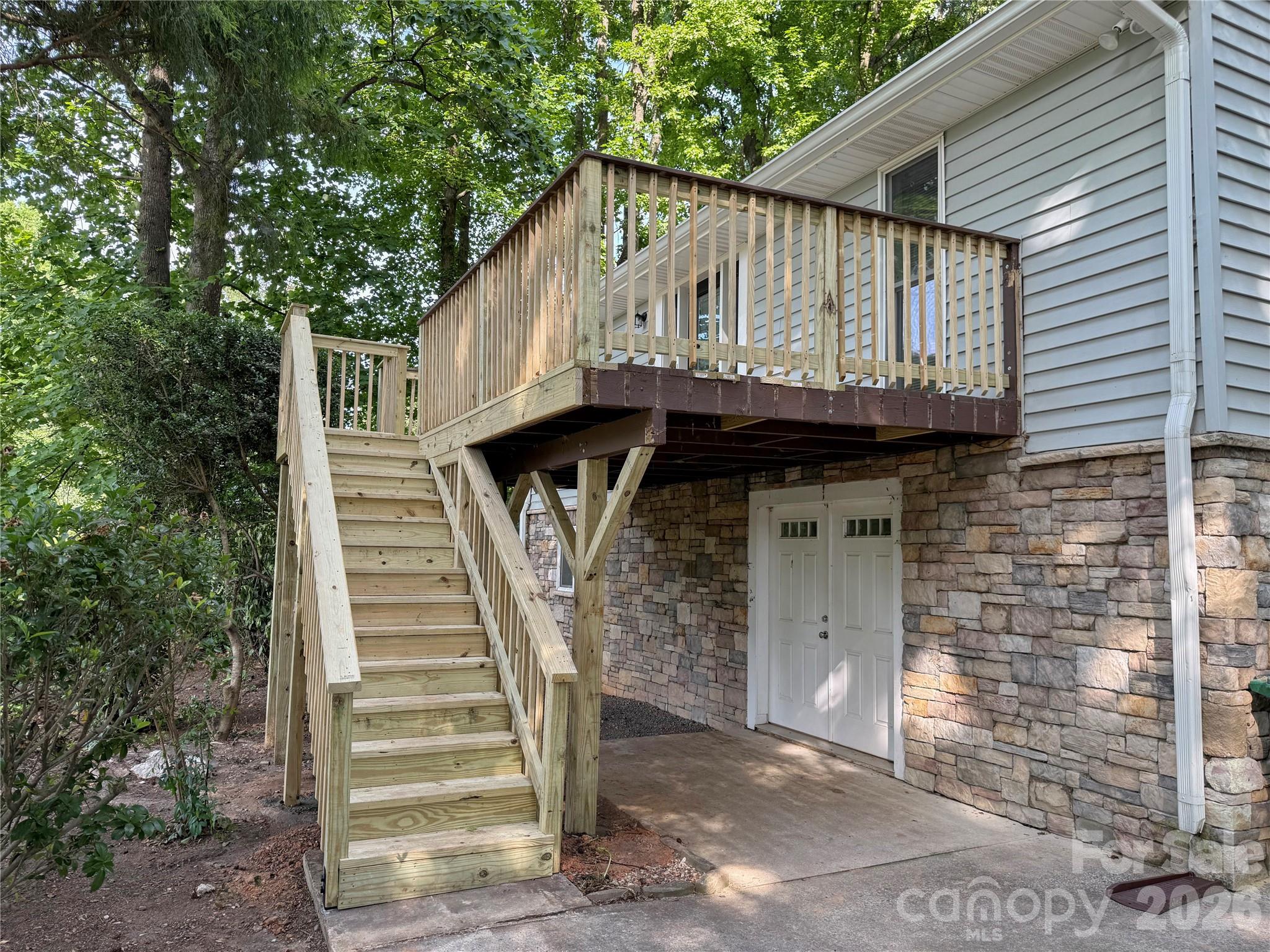 21123 Rio Oro Drive