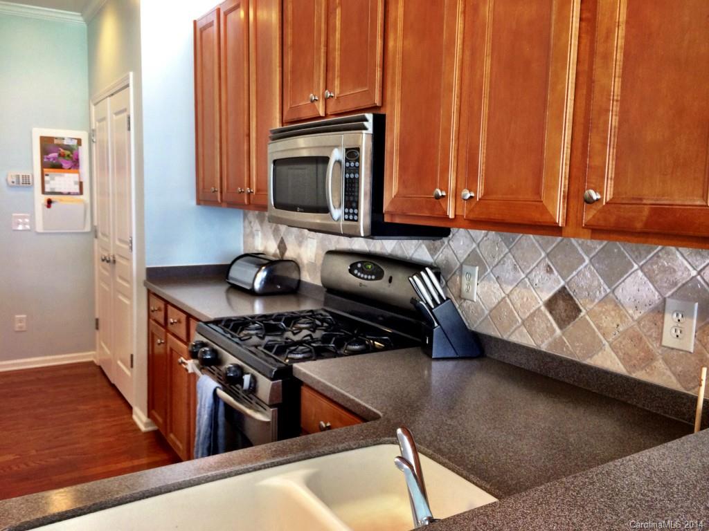 Ridge Pointe - Residential