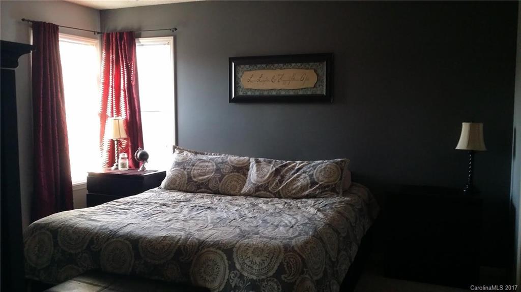 Oakwood Acres - Residential