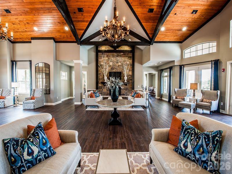 The Palisades - Residential