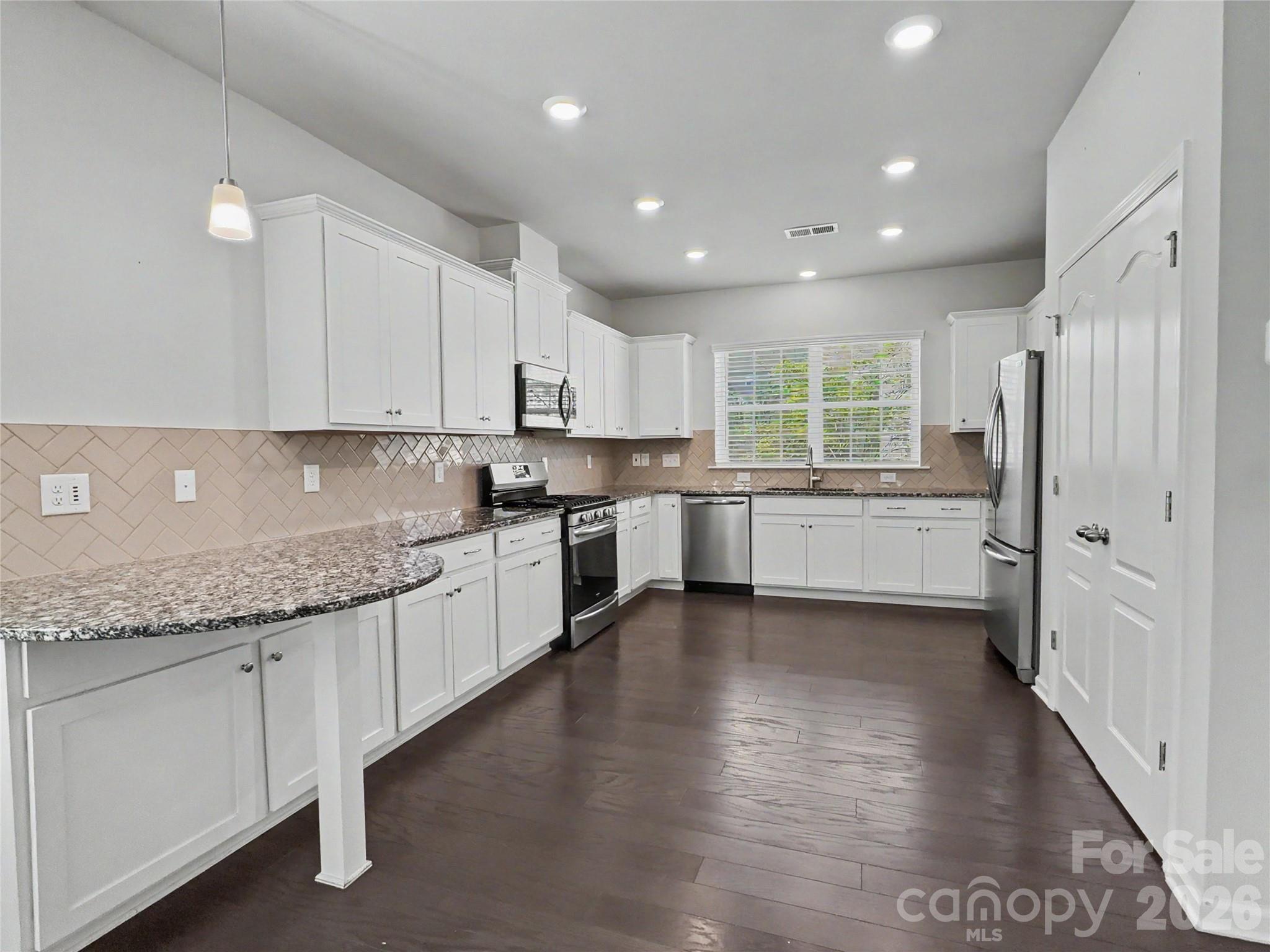 16835 Cozy Cove Road