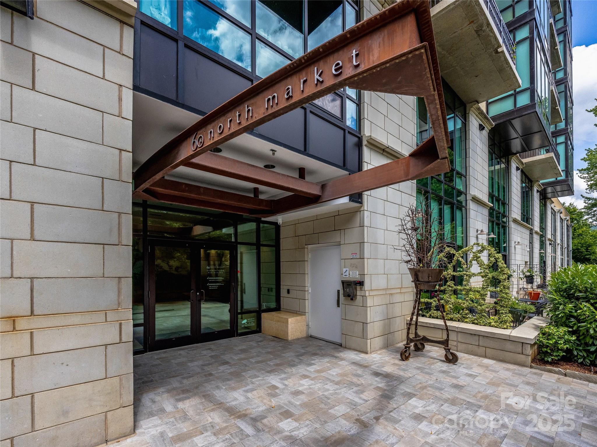 60 N Market Street 216