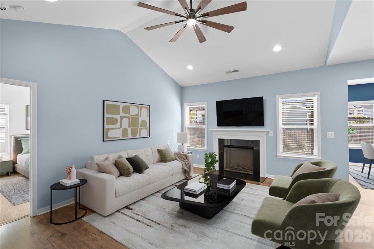 3038 Pinehills Way