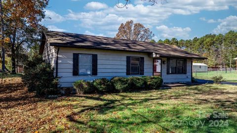 A home in Hickory