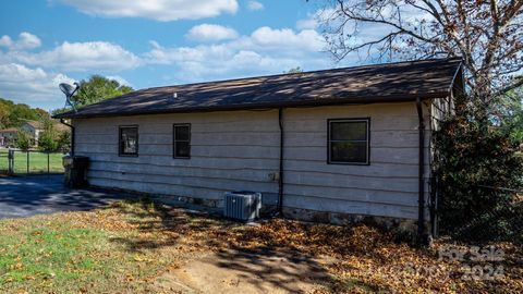 A home in Hickory