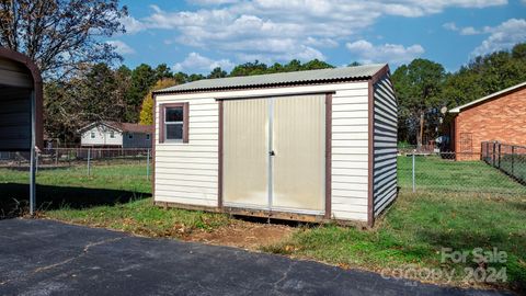 A home in Hickory