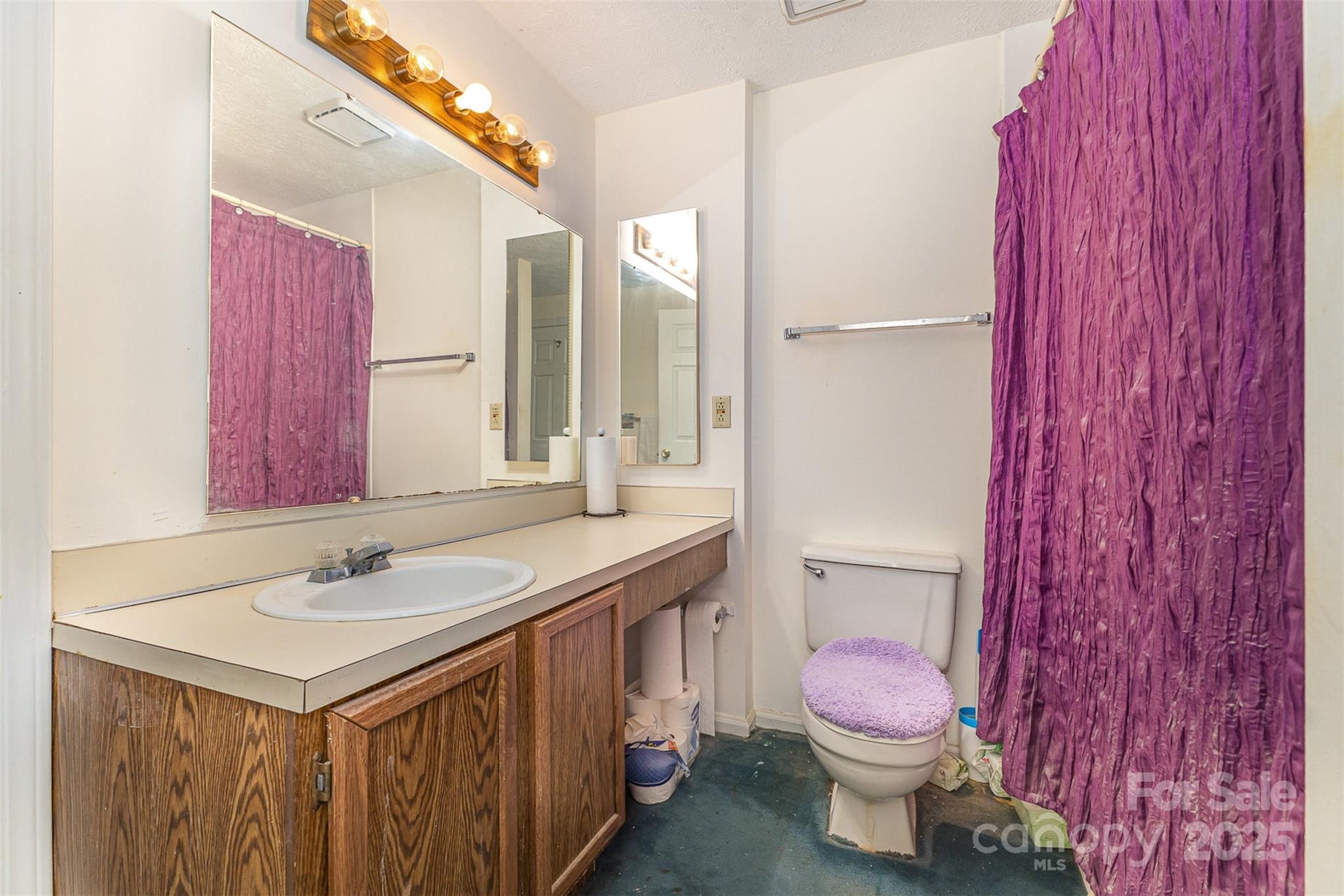 Waterford Townhomes - Residential