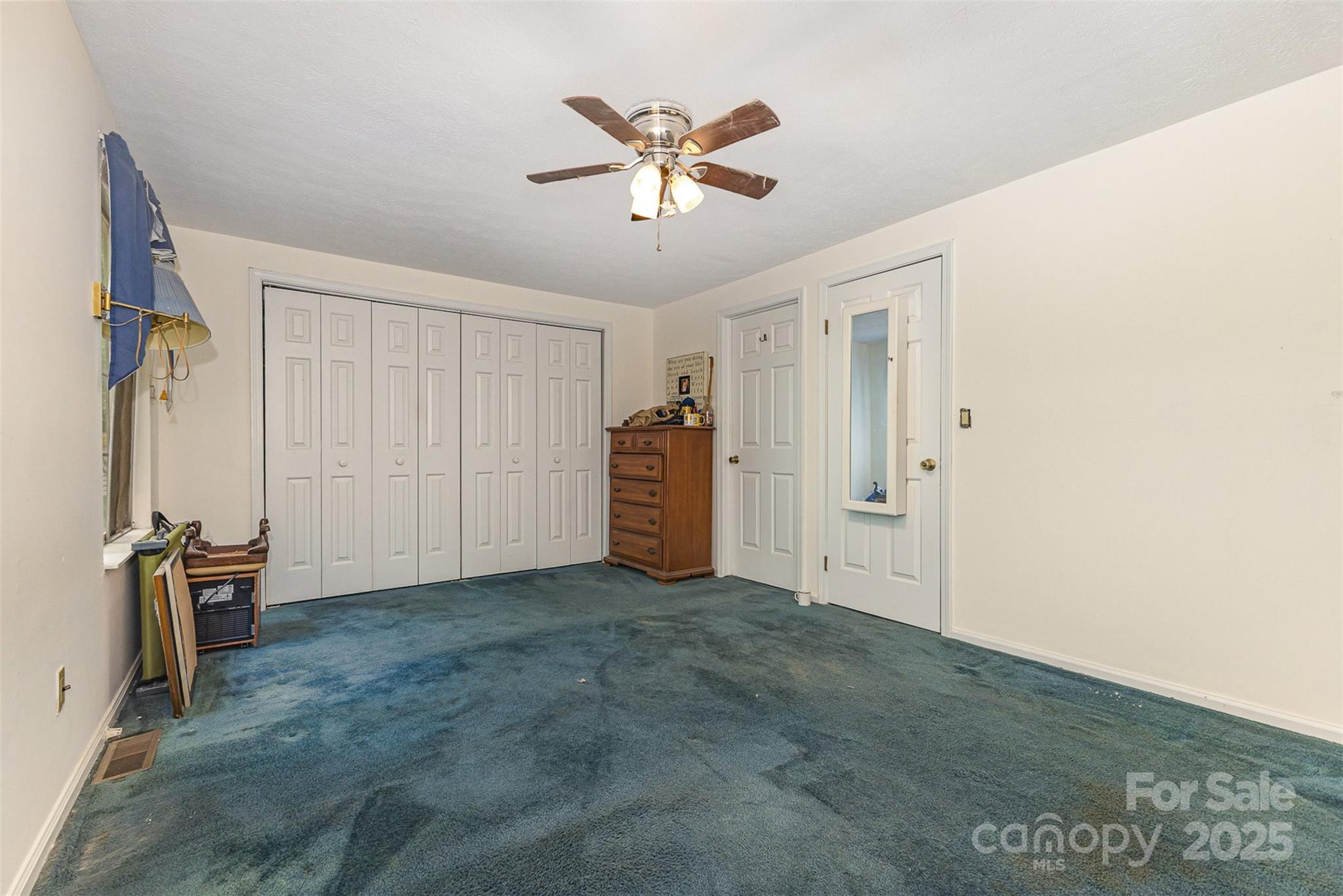 Waterford Townhomes - Residential