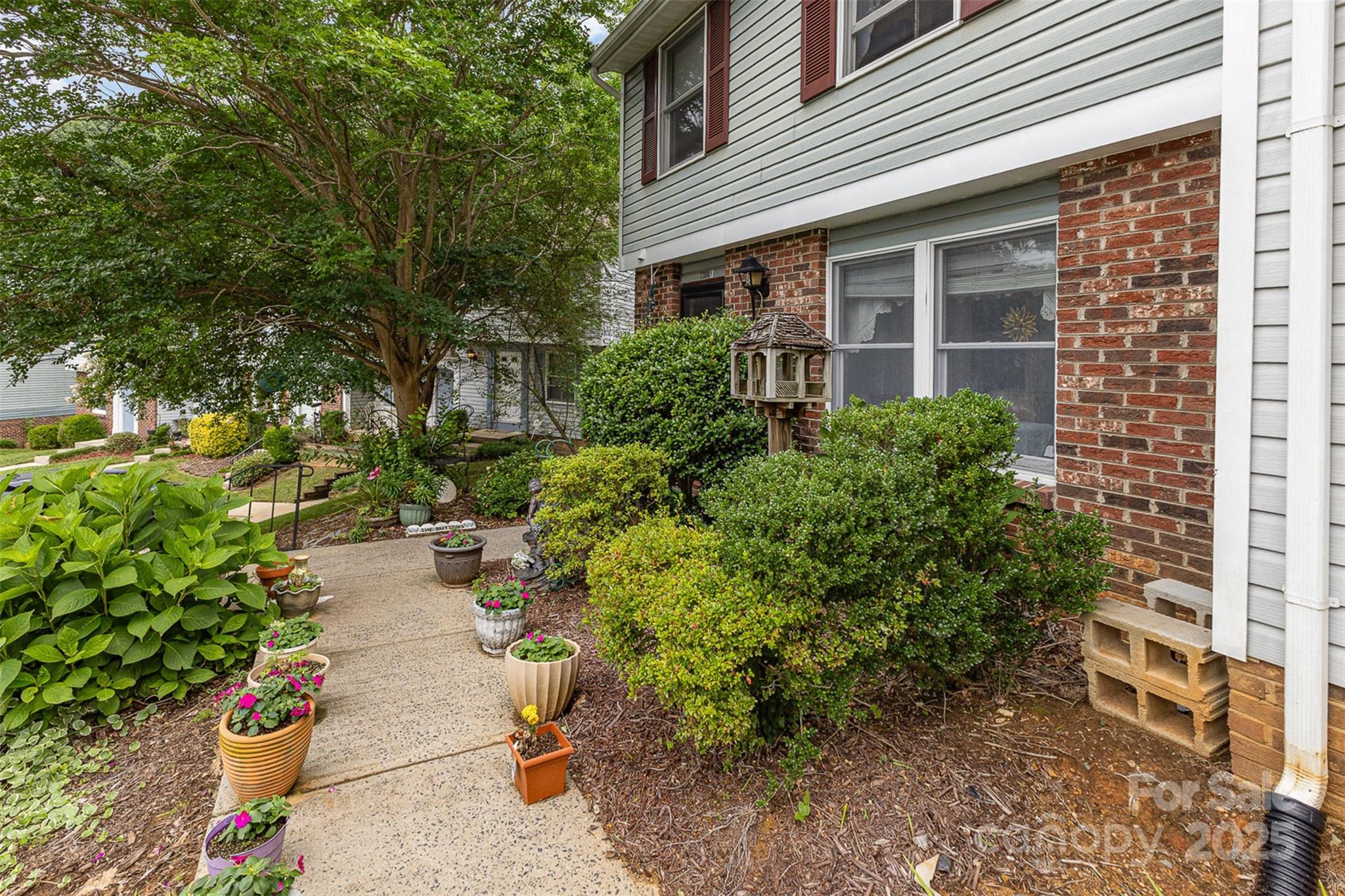 Waterford Townhomes - Residential