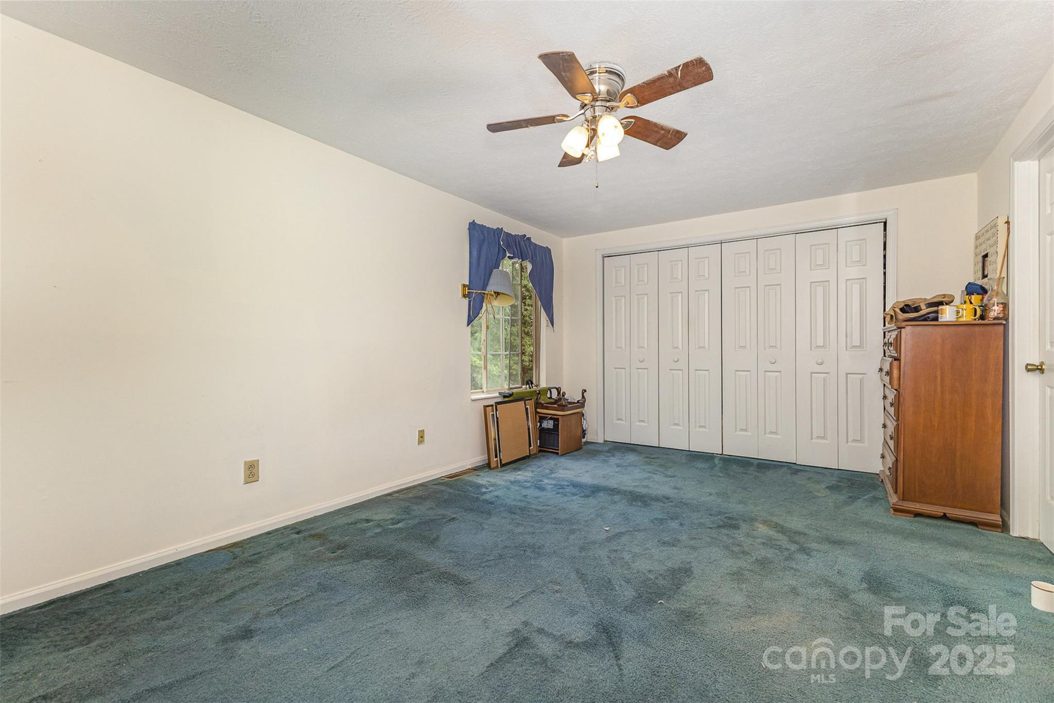 Waterford Townhomes - Residential