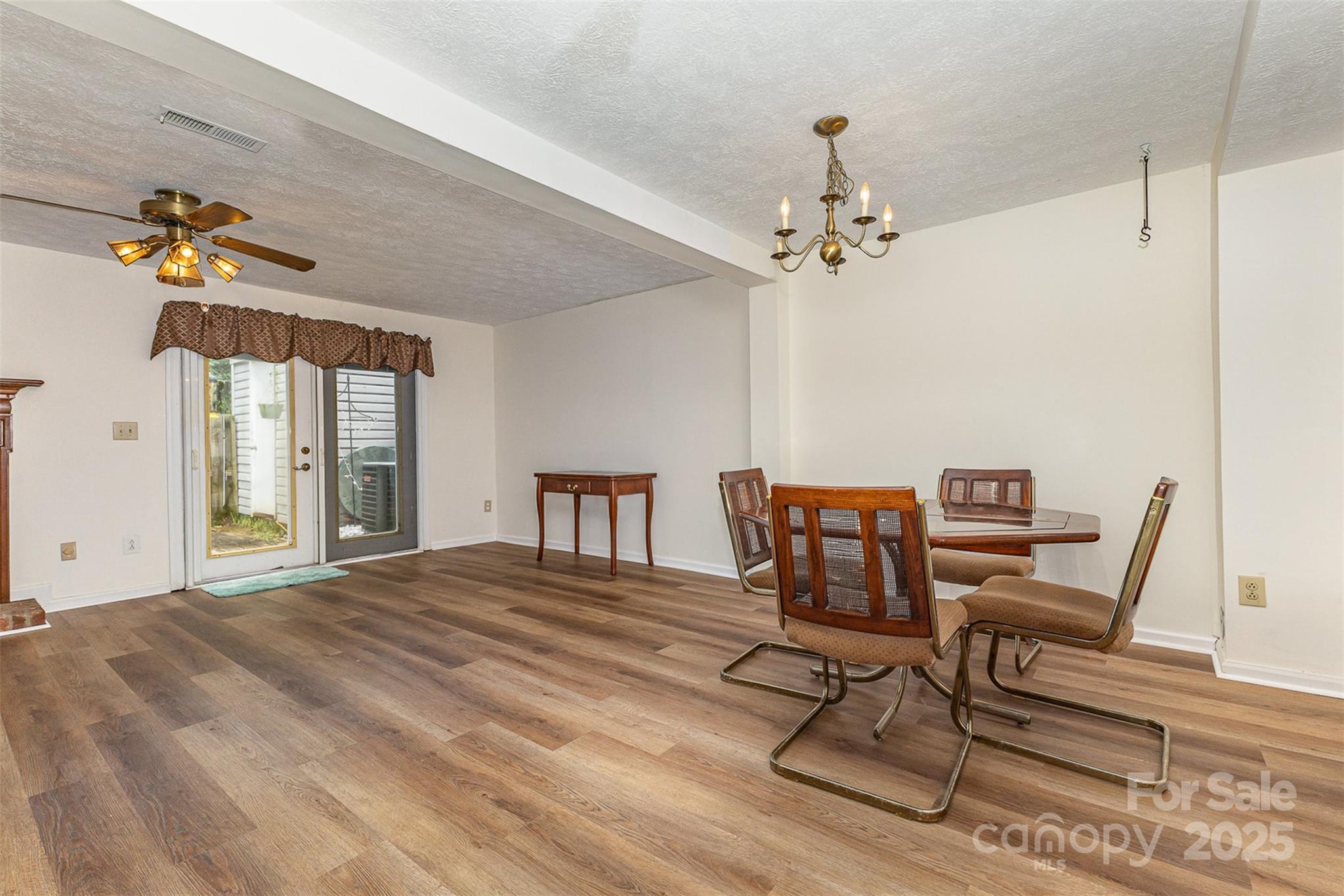 Waterford Townhomes - Residential