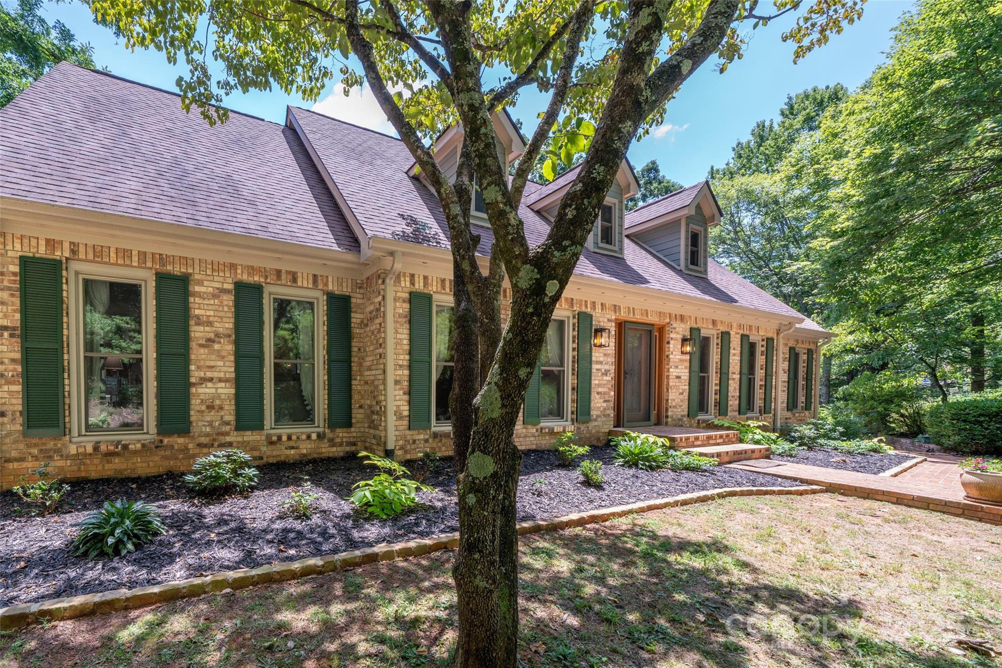 1104 High Vista Drive