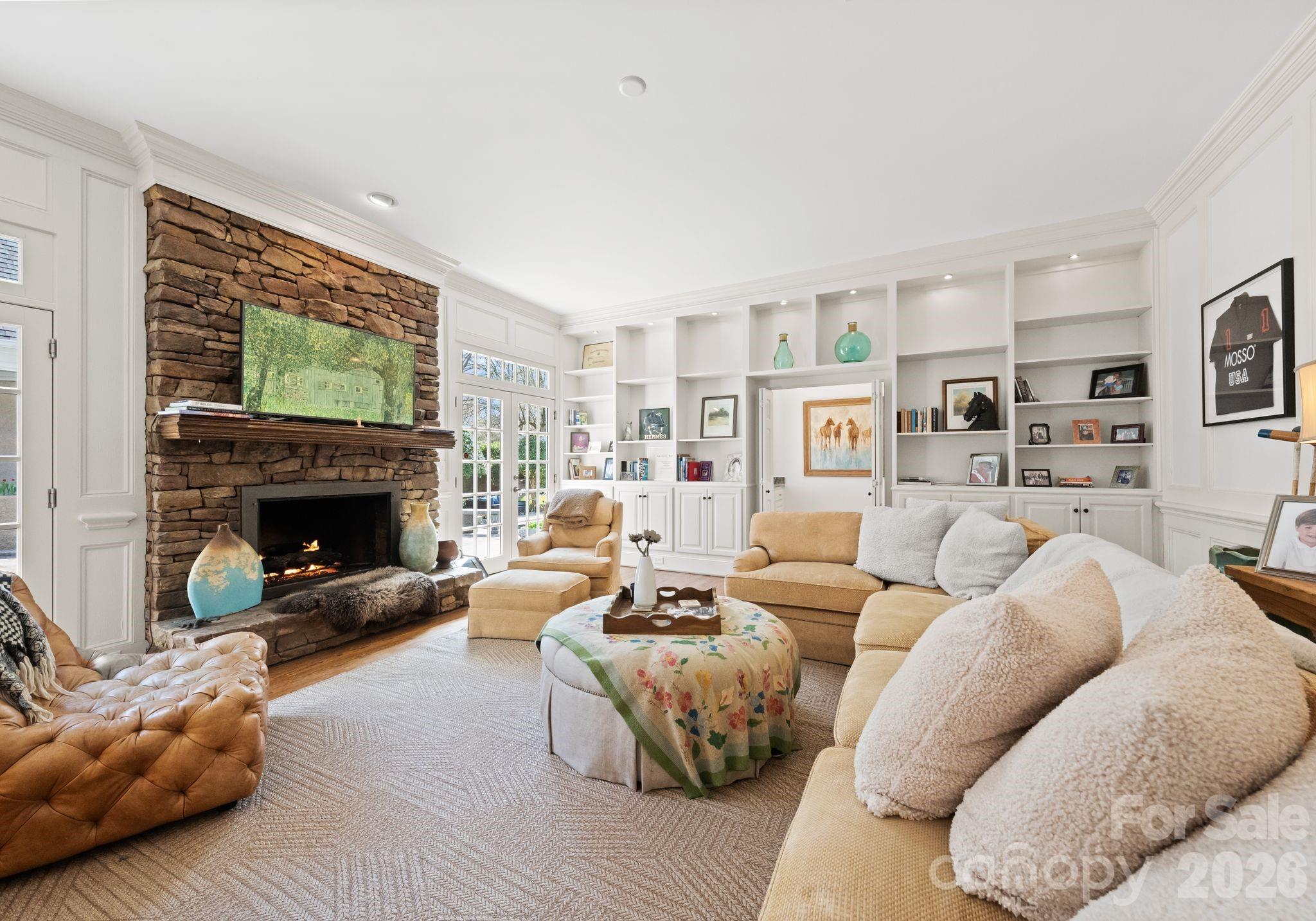 Seven Eagles - Residential