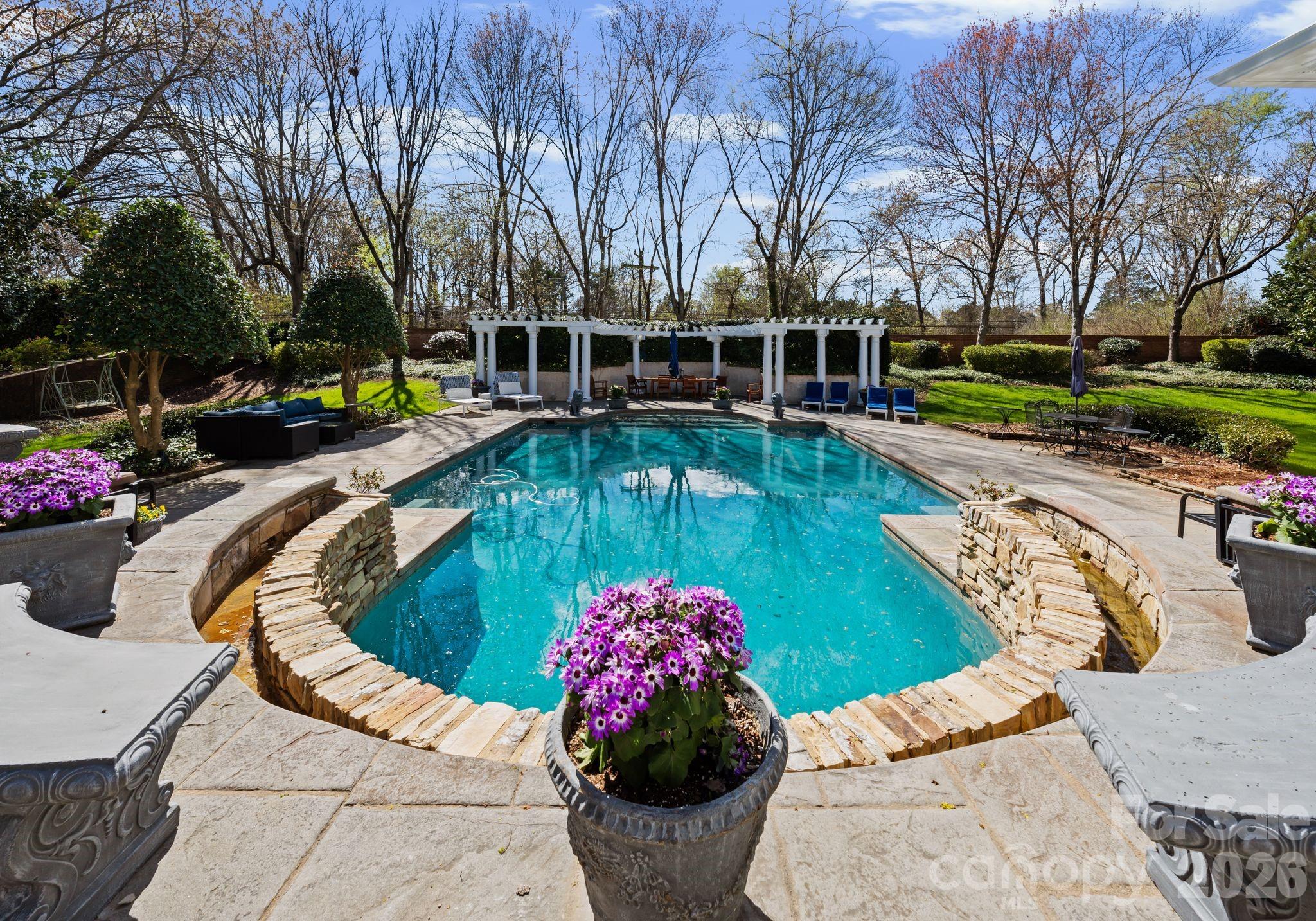 Seven Eagles - Residential