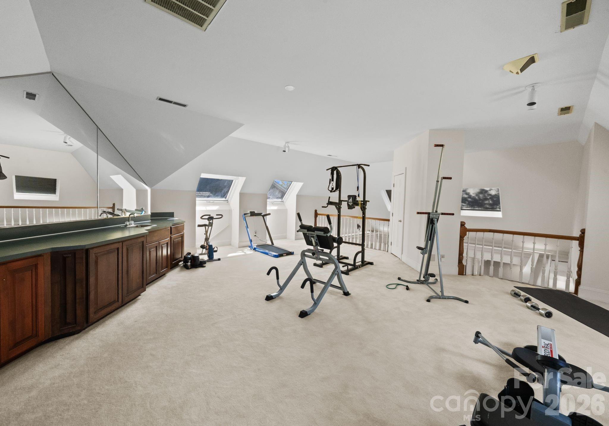 Seven Eagles - Residential