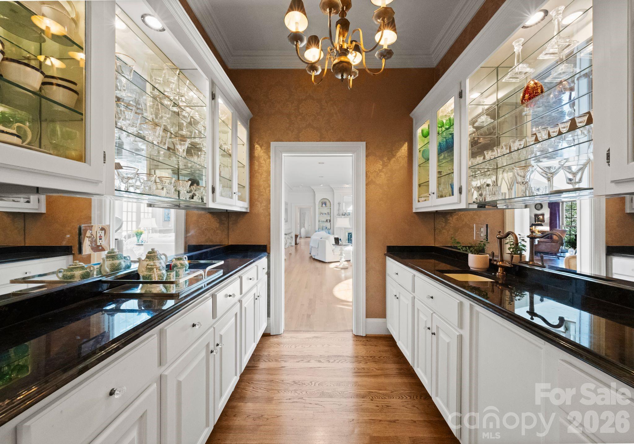 Seven Eagles - Residential