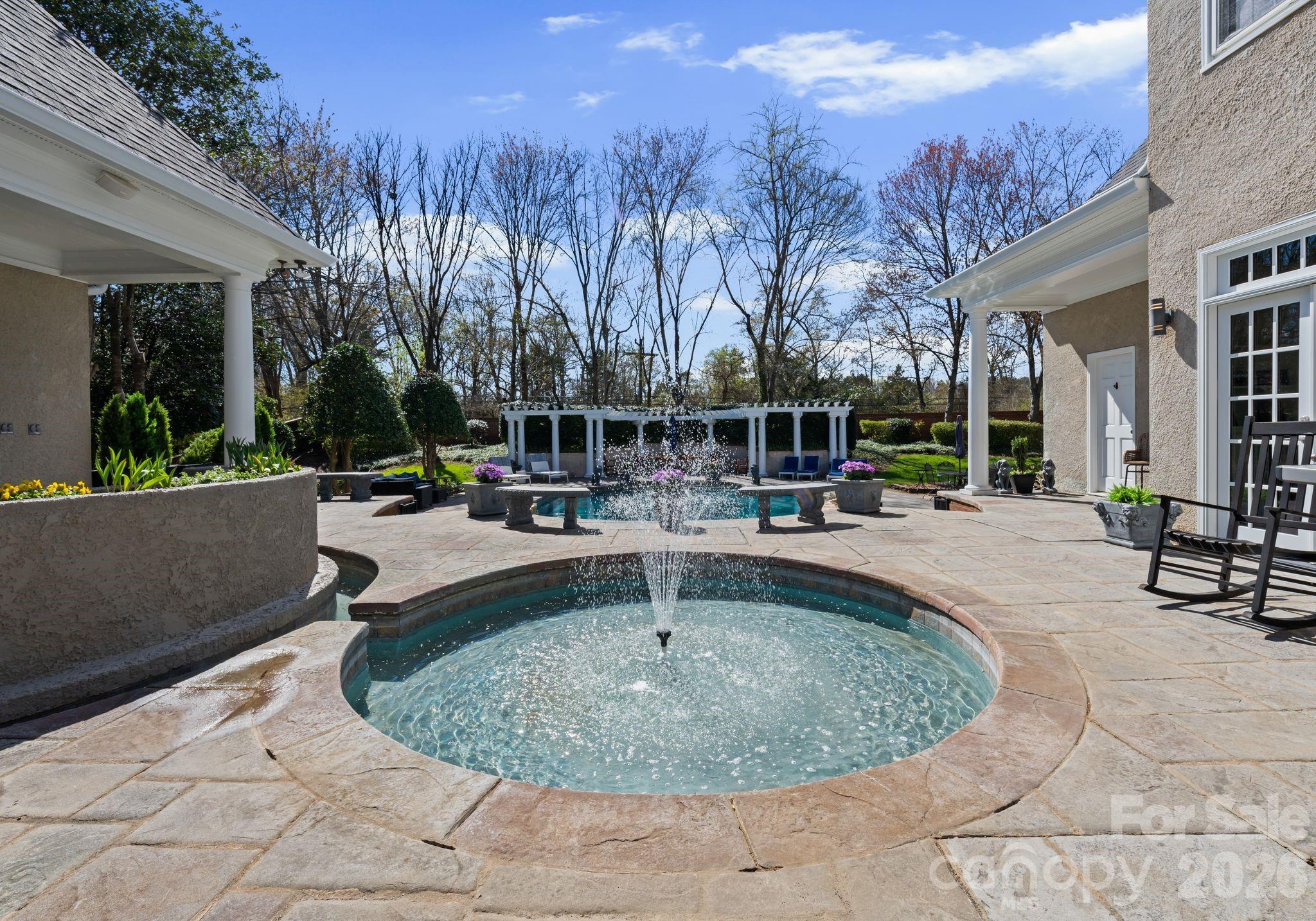 Seven Eagles - Residential