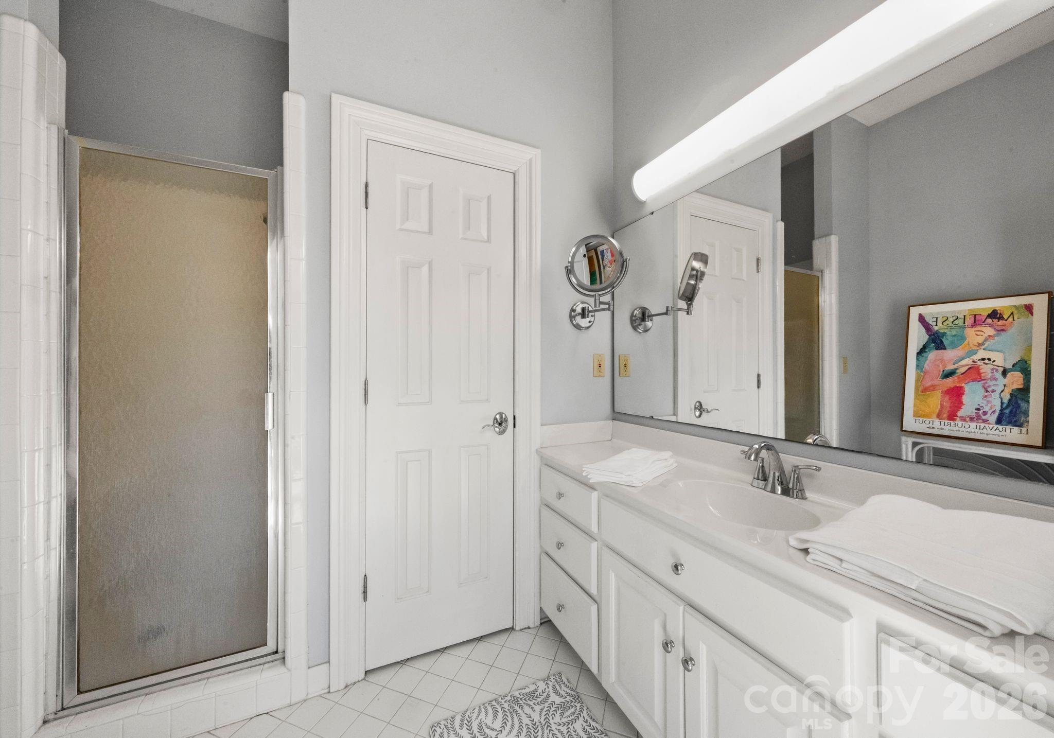 Seven Eagles - Residential