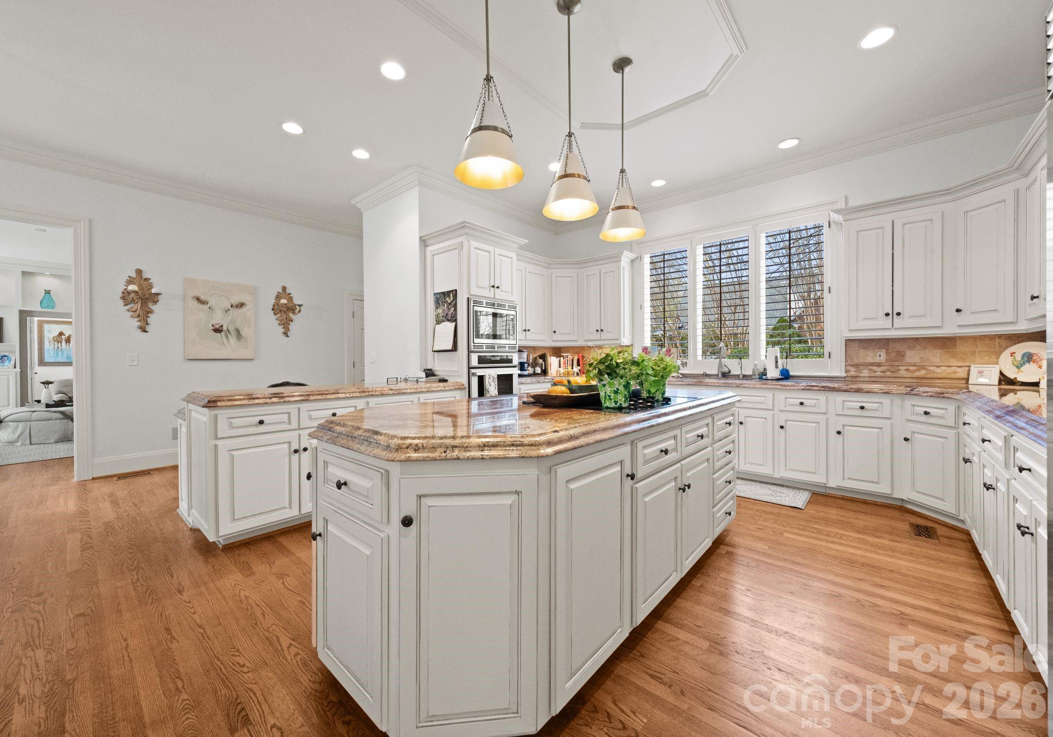 Seven Eagles - Residential