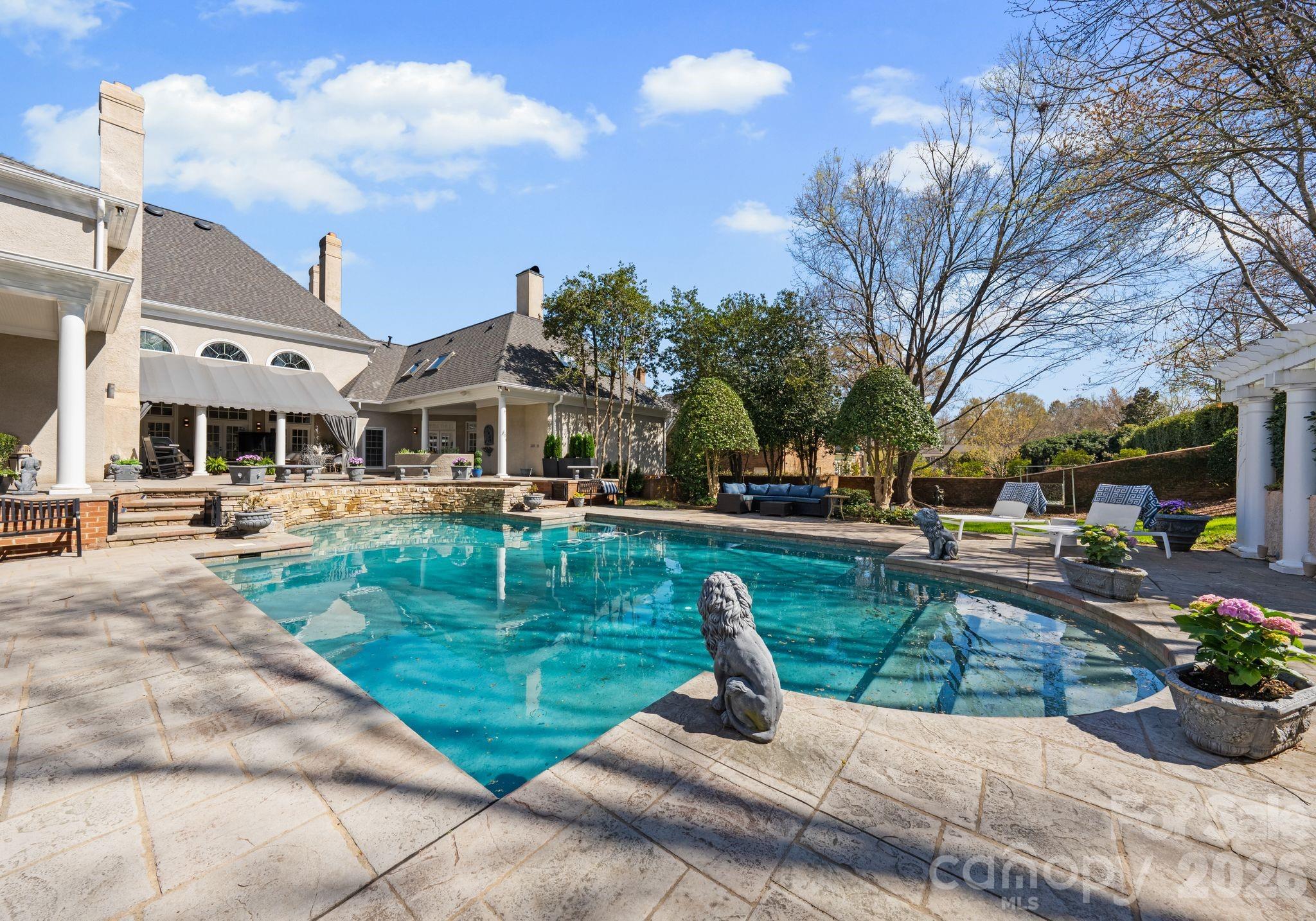 Seven Eagles - Residential