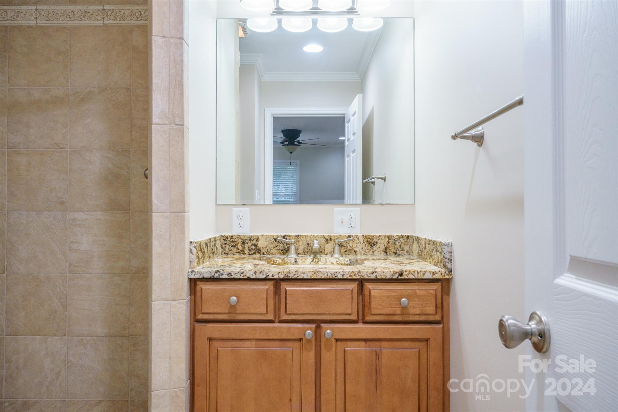 Lake Shore - Residential