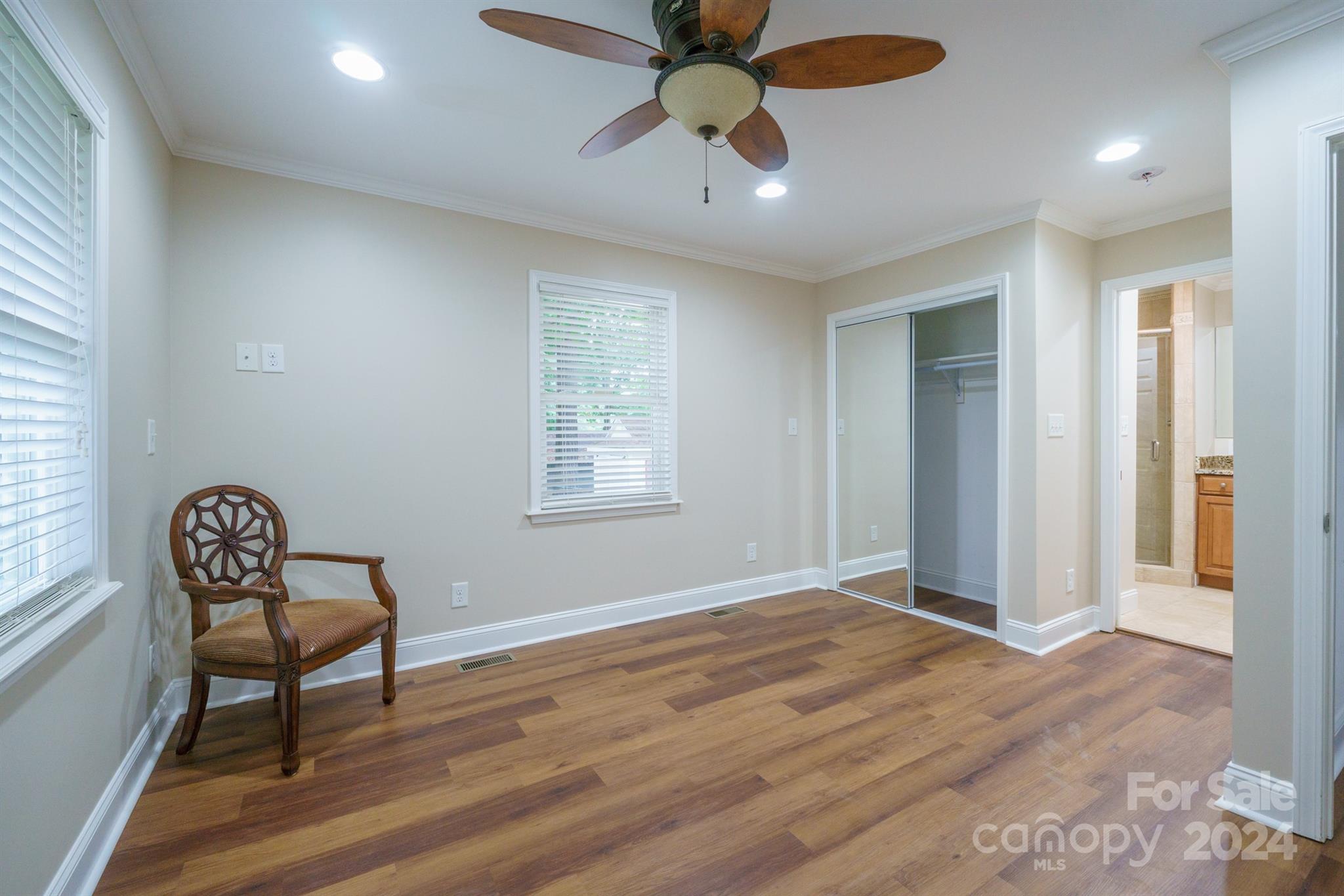 Lake Shore - Residential