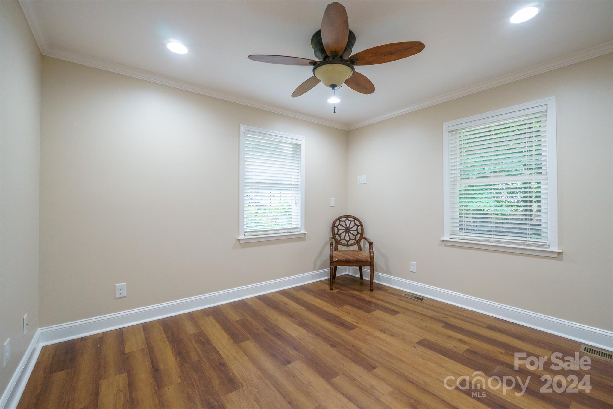 Lake Shore - Residential