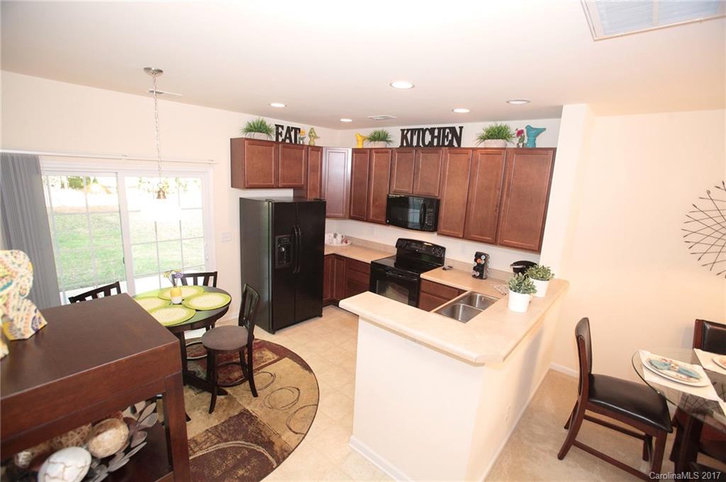 Charlotte Pines - Residential