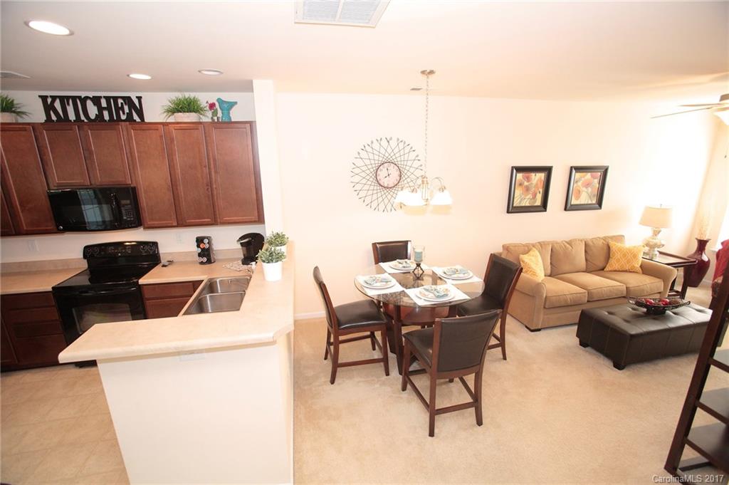 Charlotte Pines - Residential