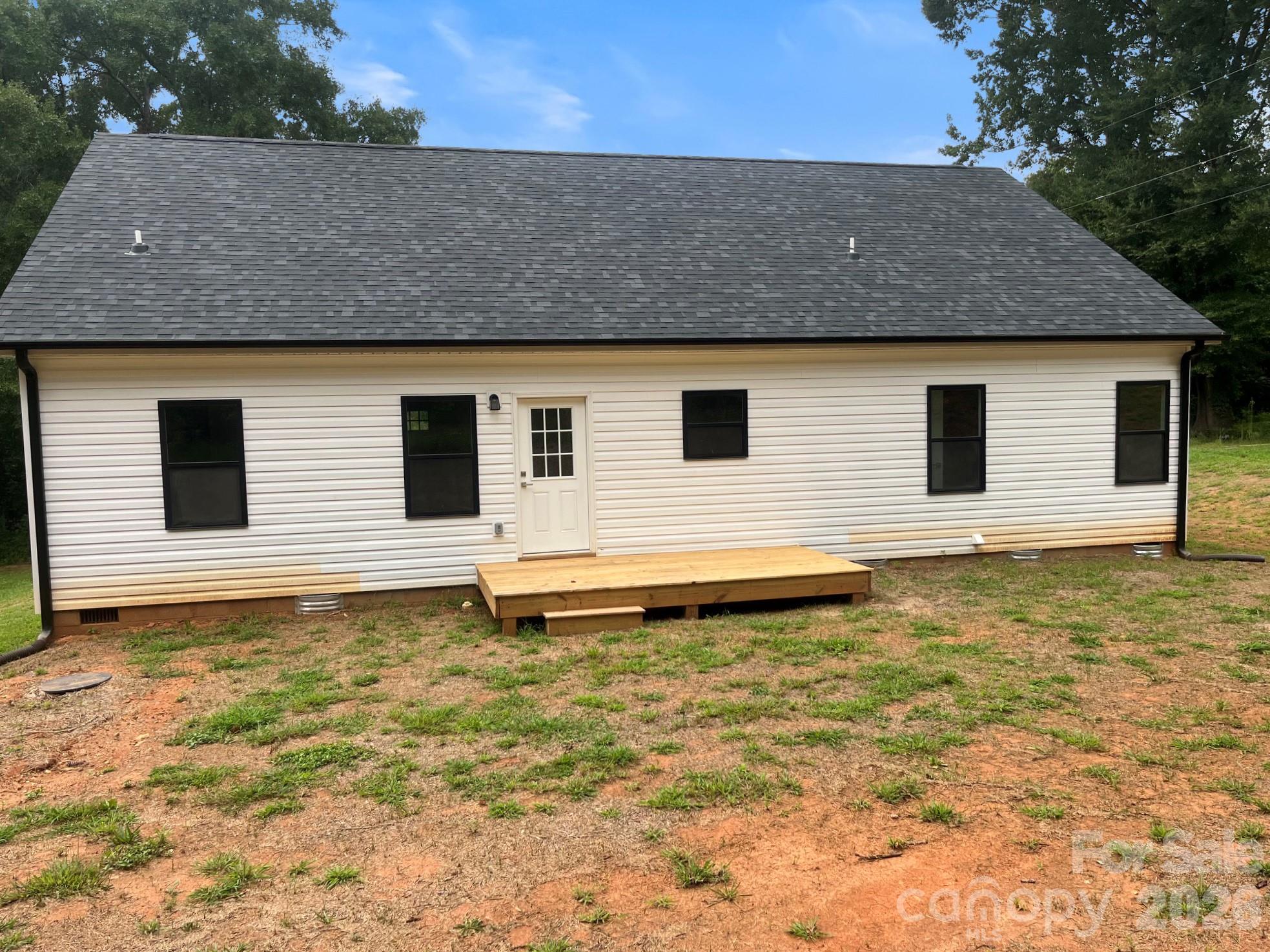 914 Old Hollis Road