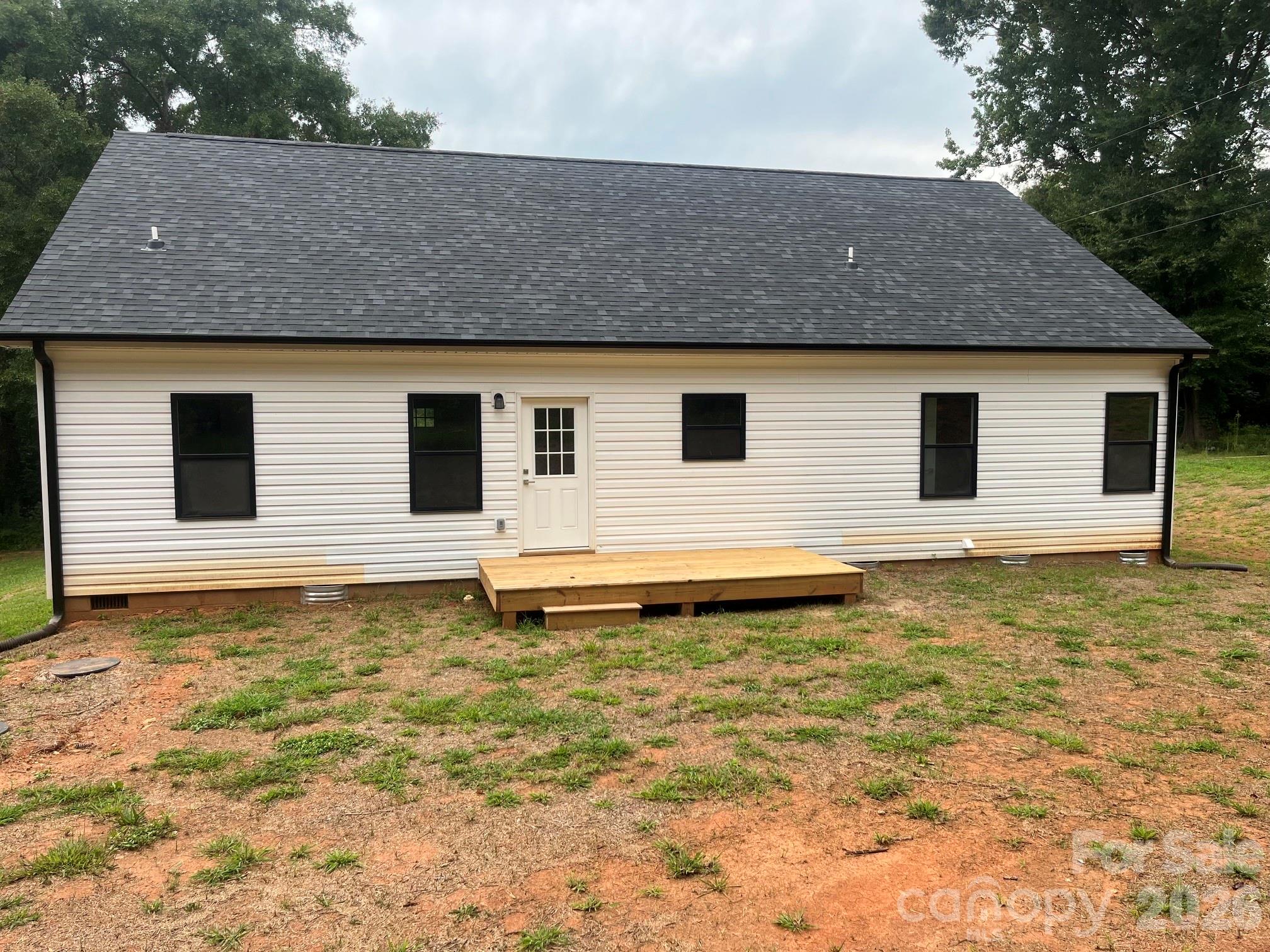 914 Old Hollis Road