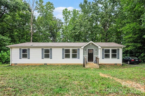 Photo of 2998 Wilderness Trace, Claremont, NC 28610 (MLS # 4413940)