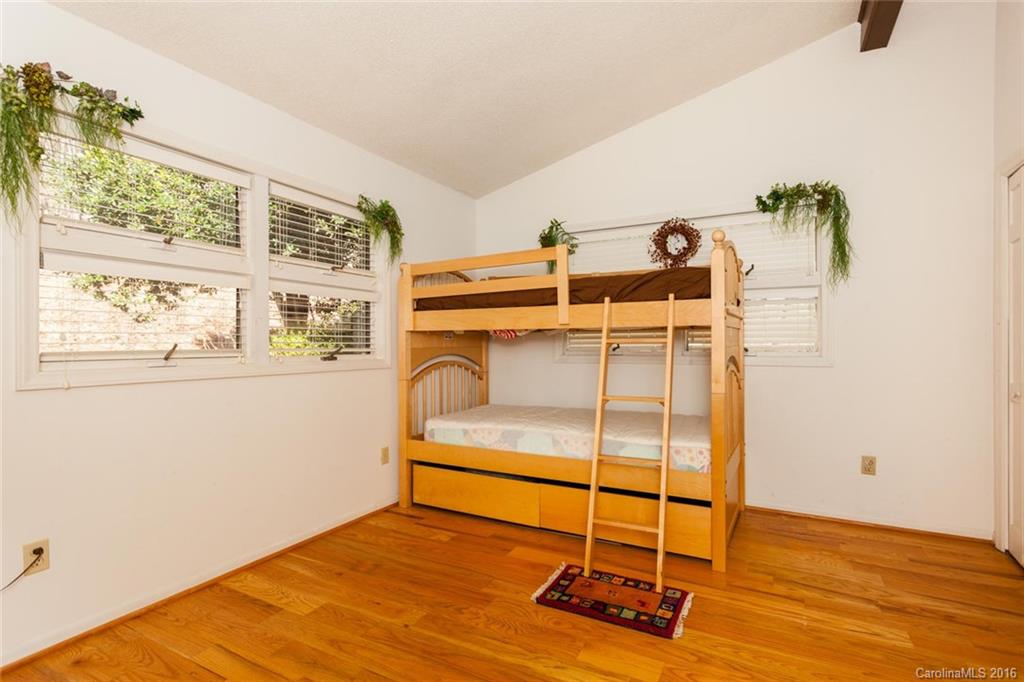 Rumbling Bald on Lake Lure - Residential