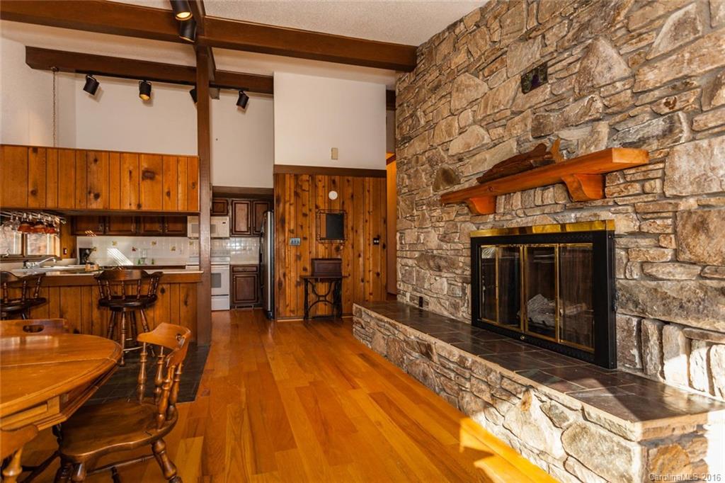 Rumbling Bald on Lake Lure - Residential