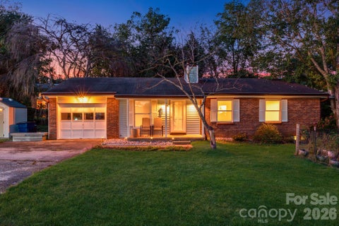 Photo of 38 Clovernook Drive, Arden, NC 28704 (MLS # 4431344)
