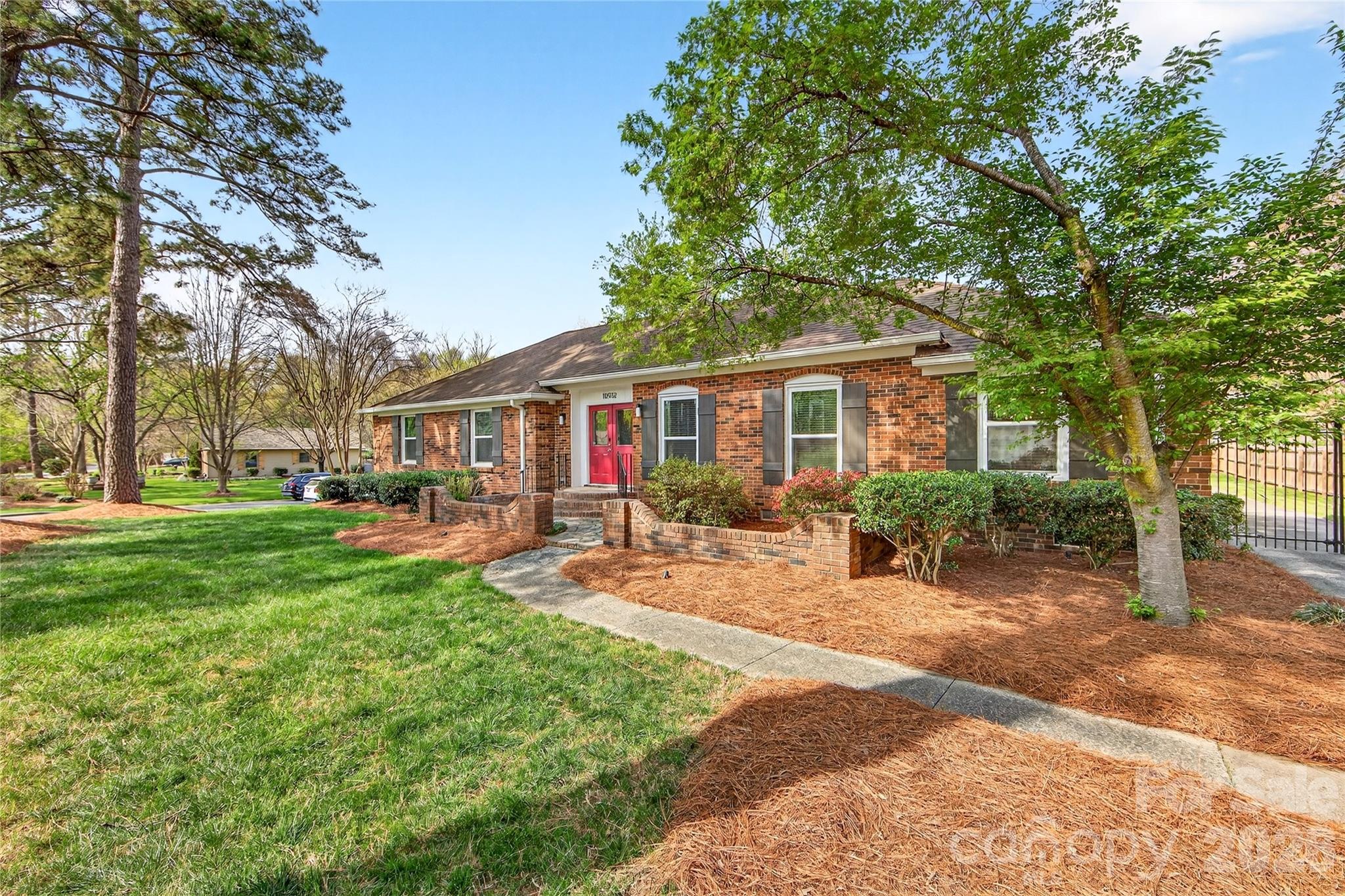 10932 Blue Heron Drive