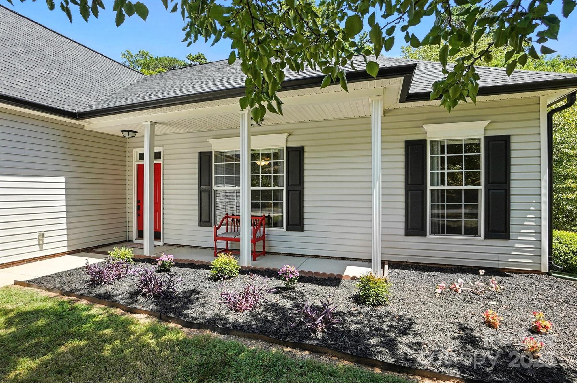 106 Dannyn Grove Court