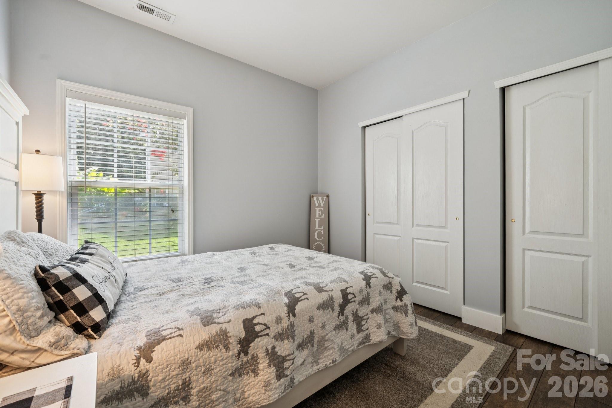 English Trails - Residential