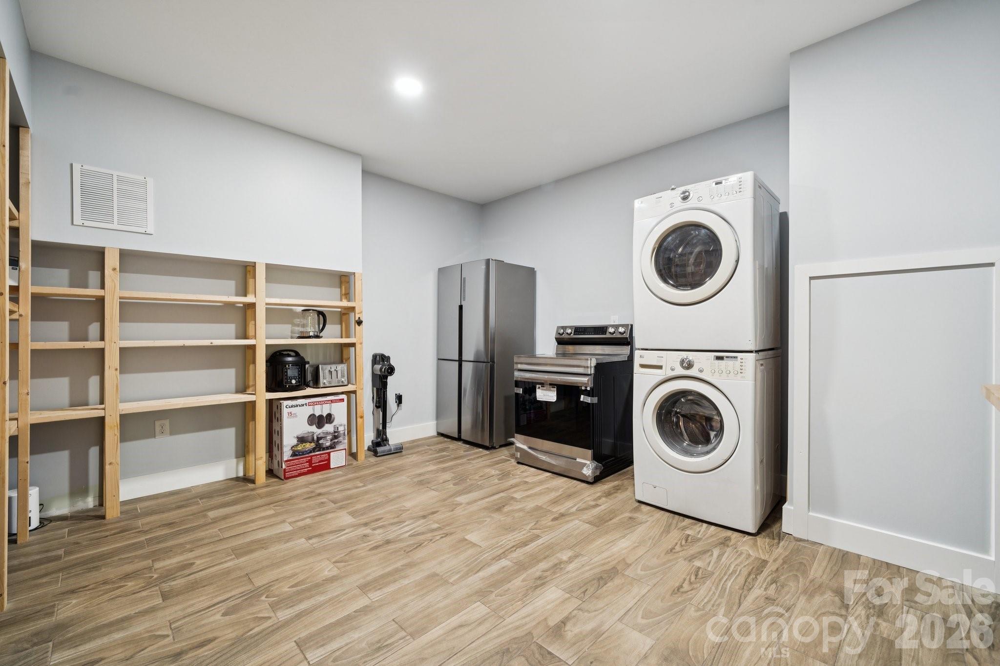 English Trails - Residential