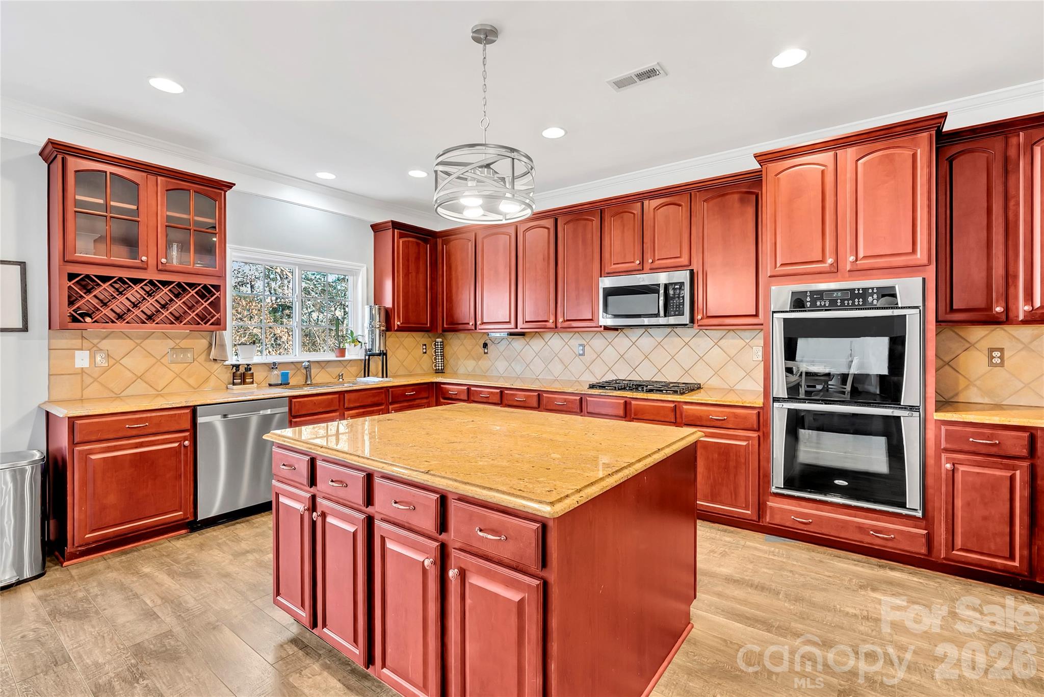 English Trails - Residential