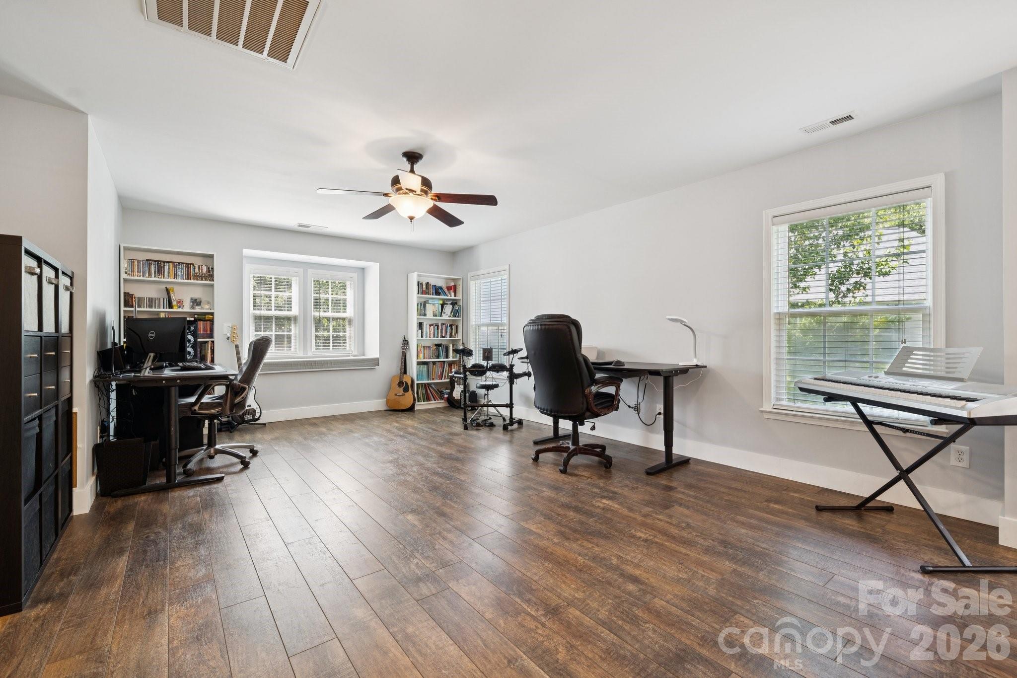 English Trails - Residential