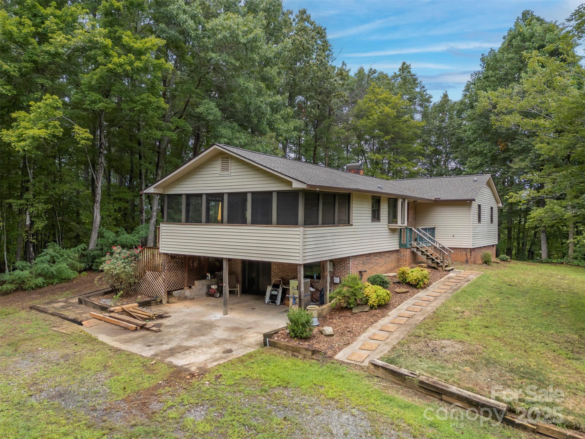 307 Owl Hollow Road