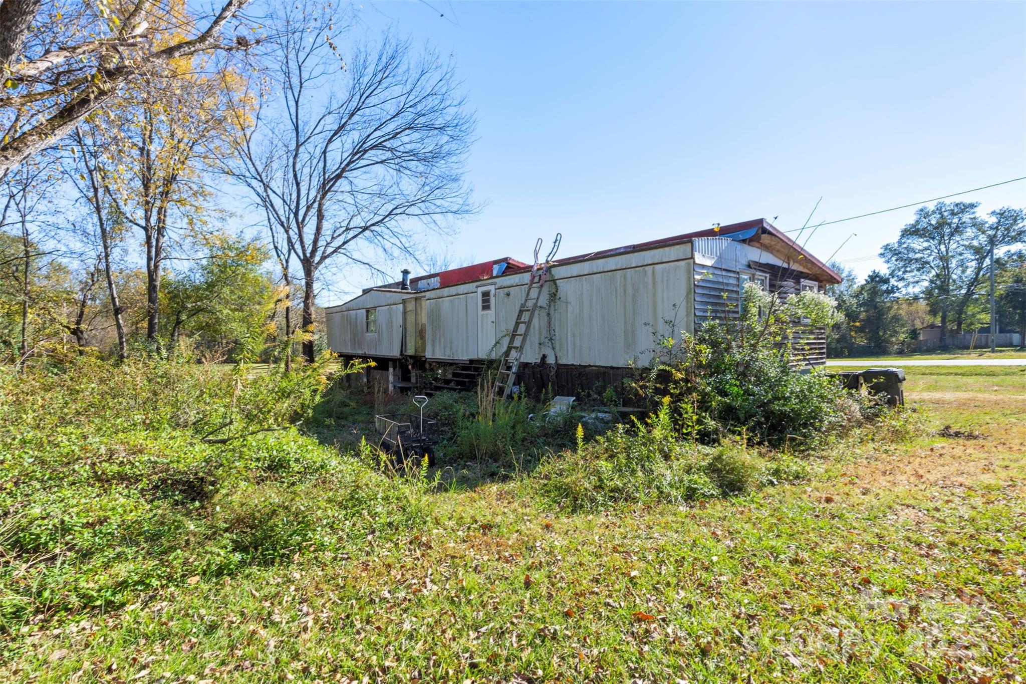 Wolf Meadow Acres - Residential