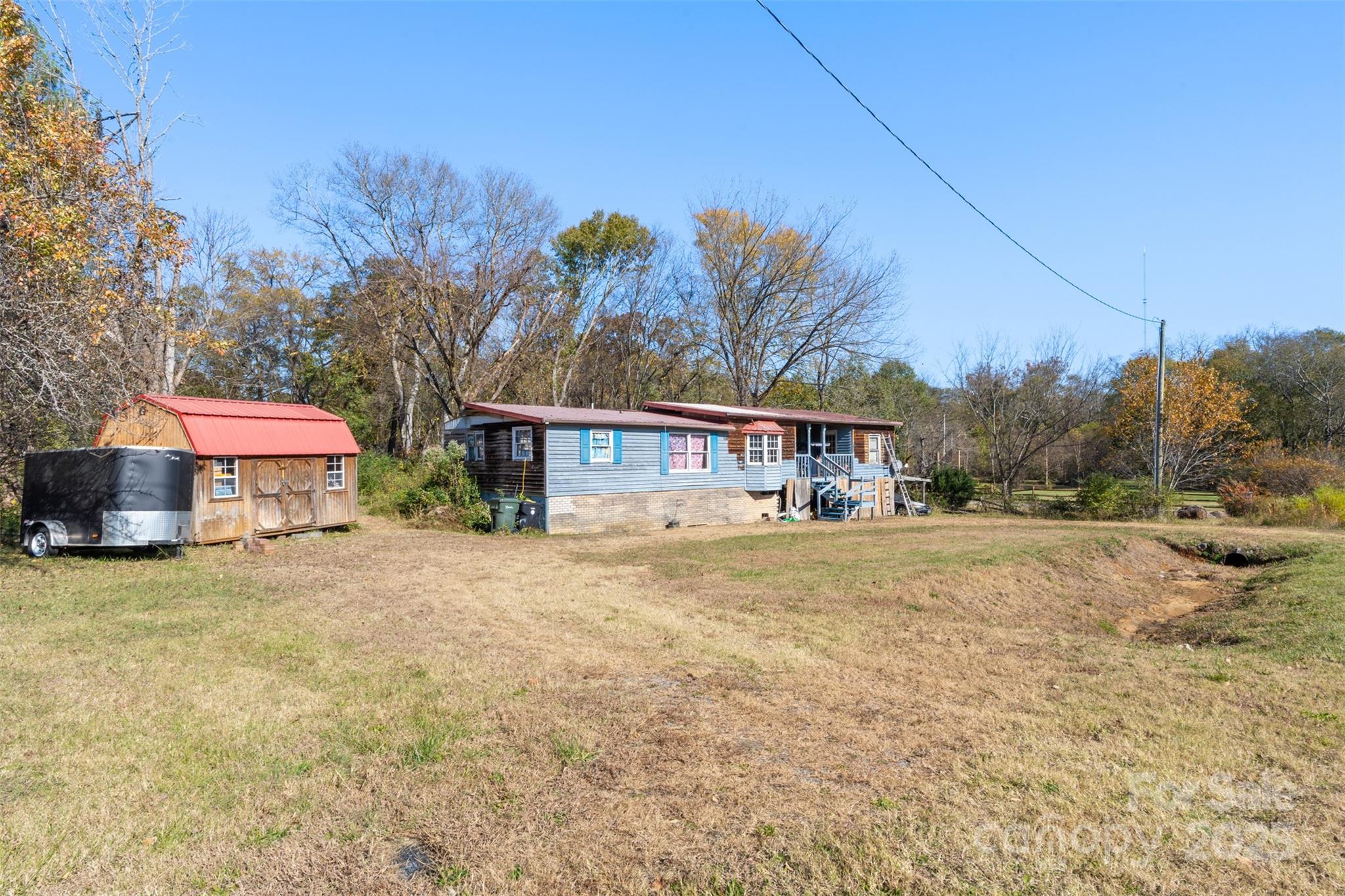 Wolf Meadow Acres - Residential