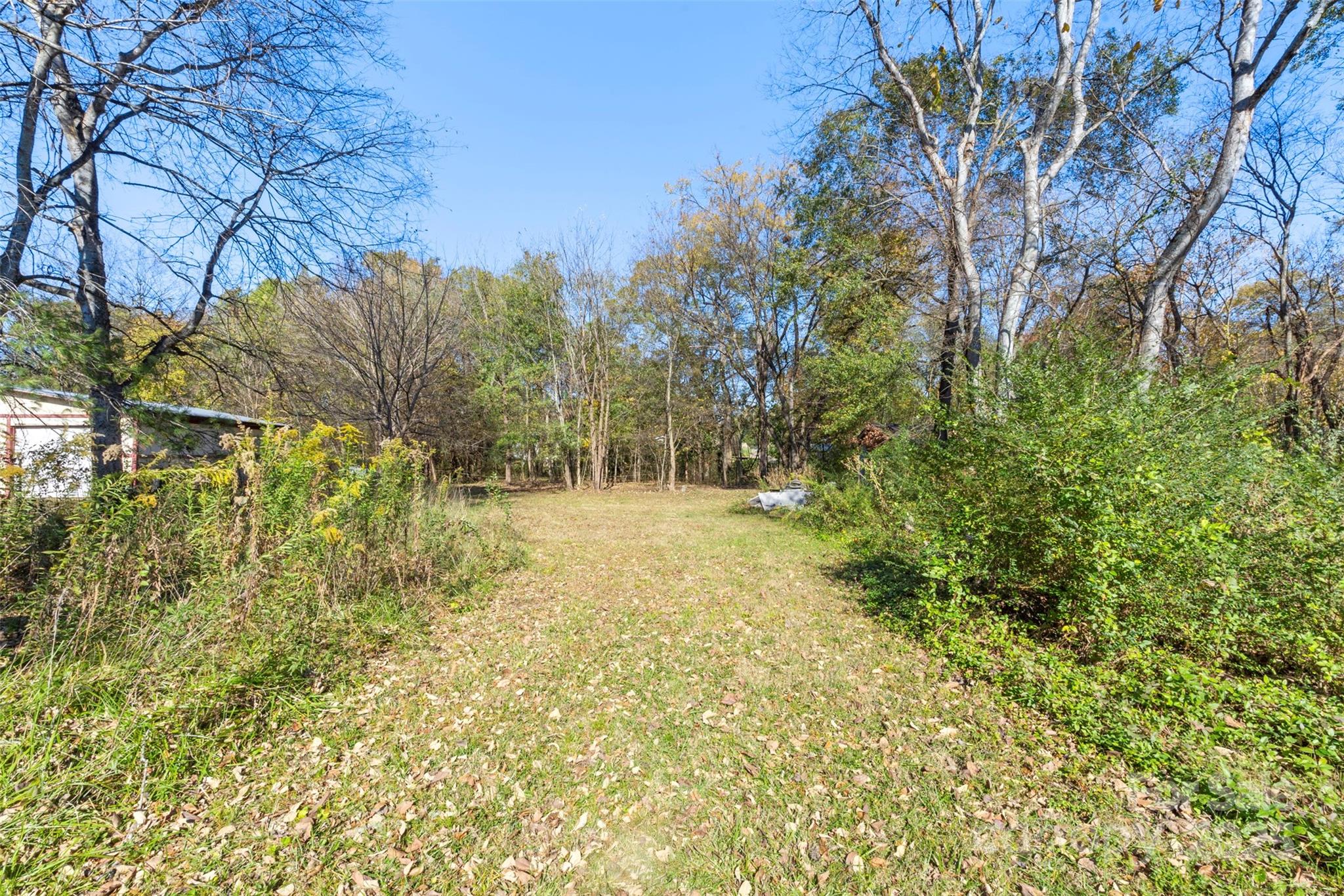 Wolf Meadow Acres - Residential