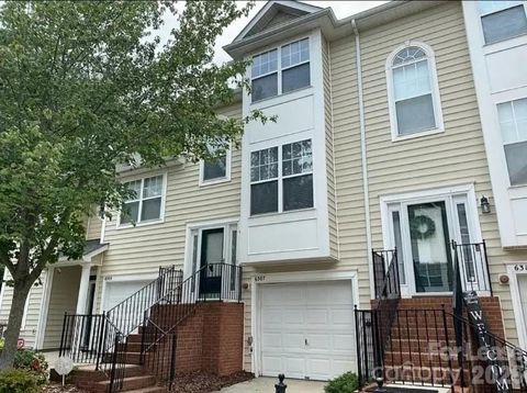 Photo of 6307 Gammon Road, Charlotte, NC 28269 (MLS # 4384816)