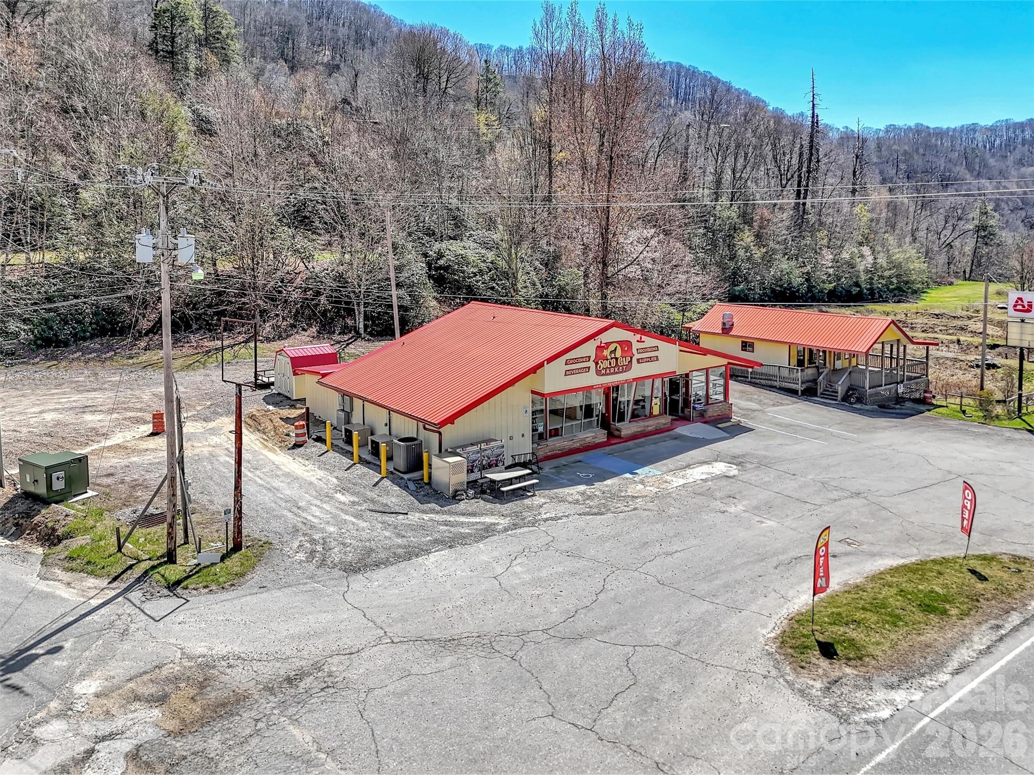 11214 US 19 Highway N