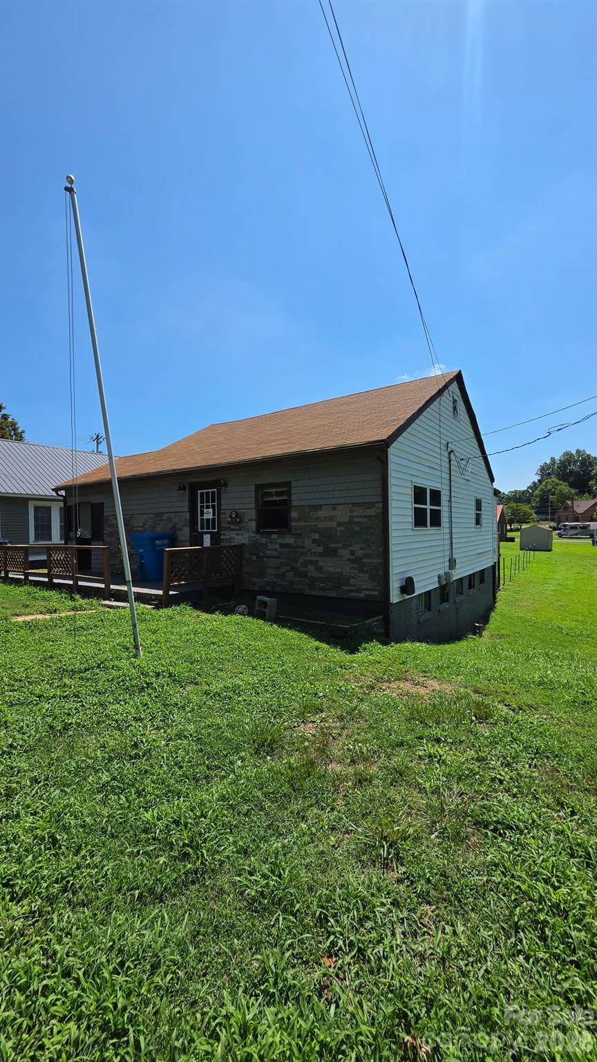 1607 W Main Street
