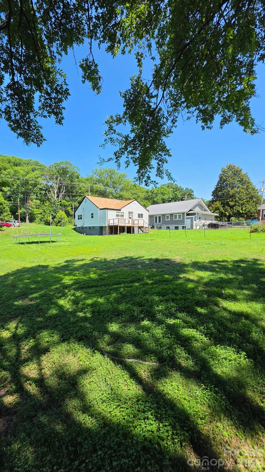 1607 W Main Street