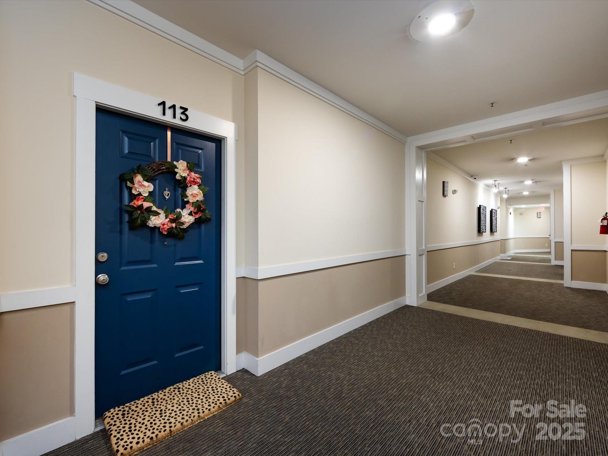1000 E Woodlawn Road 113